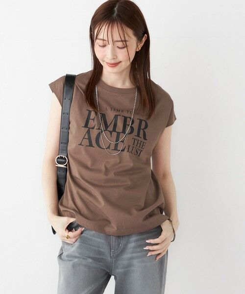 SHIPS / シップス Tシャツ | SHIPS Colors:〈接触冷感・UVカット〉フレンチスリーブ ロゴ Tシャツ◇(ブラウン)