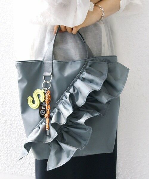 SHIPS / シップス トートバッグ | 【WEB限定】チャーム 付き フリル トート | 詳細3