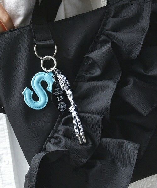 SHIPS / シップス トートバッグ | 【WEB限定】チャーム 付き フリル トート | 詳細25