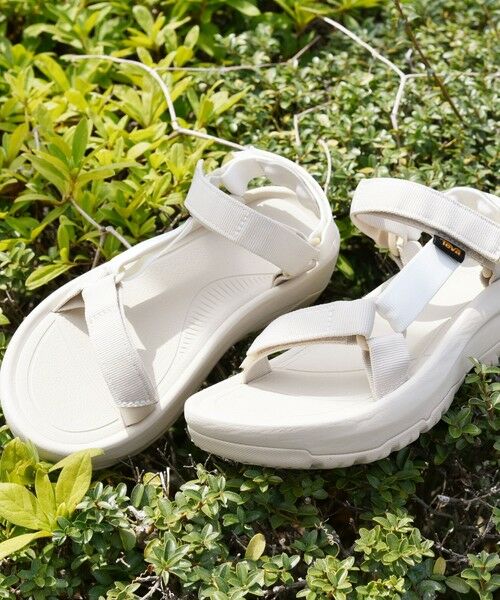 SHIPS for women/シップスウィメン 《予約》TEVA: HURRICANE XLT2 AMPSOLE オフホワイト 70 SHIPS for women/シップスウィメン 《予約》TEVA: HURRICANE XLT2 AMPSOLE オフホワイト 70