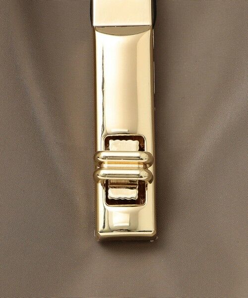 セール】 quaranciel: 金具デザイン Vカット トート バッグ