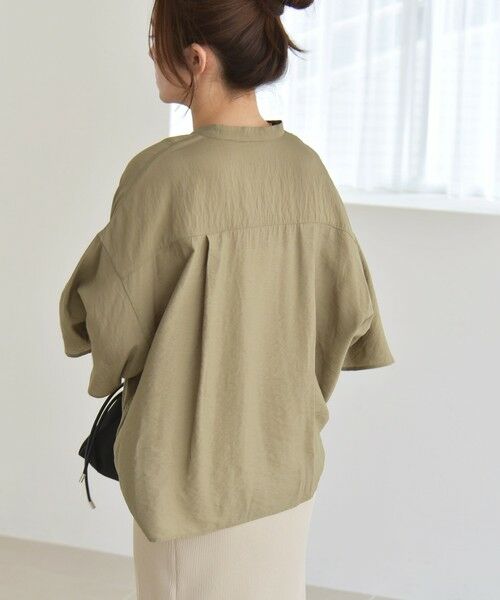 SHIPS / シップス シャツ・ブラウス | quaranciel:〈手洗い可能〉フレア ハーフスリーブ バンドカラー スキッパー シャツ | 詳細20