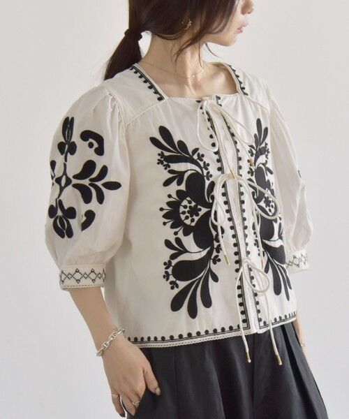 SHIPS / シップス シャツ・ブラウス | quaranciel:〈洗濯機可能〉エンブロイダリー スクエアネック ブラウス | 詳細3