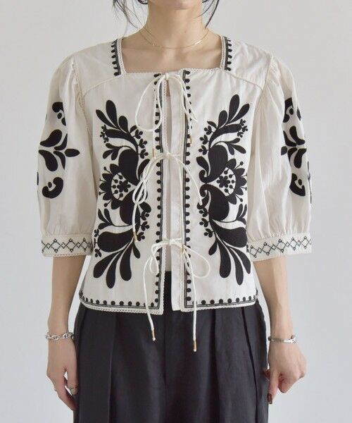 SHIPS / シップス シャツ・ブラウス | quaranciel:〈洗濯機可能〉エンブロイダリー スクエアネック ブラウス | 詳細10