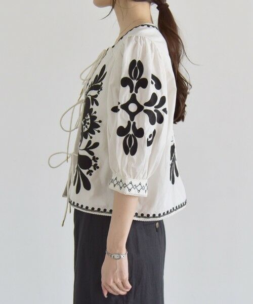 SHIPS / シップス シャツ・ブラウス | quaranciel:〈洗濯機可能〉エンブロイダリー スクエアネック ブラウス | 詳細11