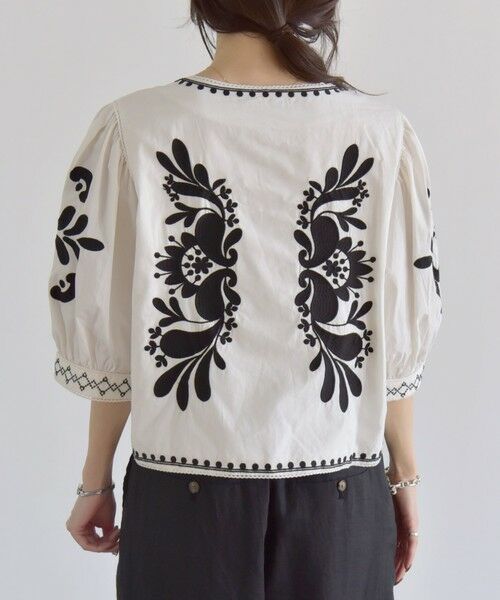 SHIPS / シップス シャツ・ブラウス | quaranciel:〈洗濯機可能〉エンブロイダリー スクエアネック ブラウス | 詳細12