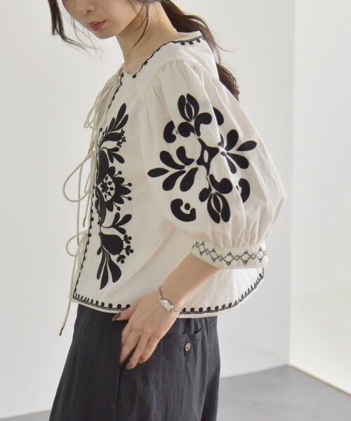 SHIPS / シップス シャツ・ブラウス | quaranciel:〈洗濯機可能〉エンブロイダリー スクエアネック ブラウス | 詳細7