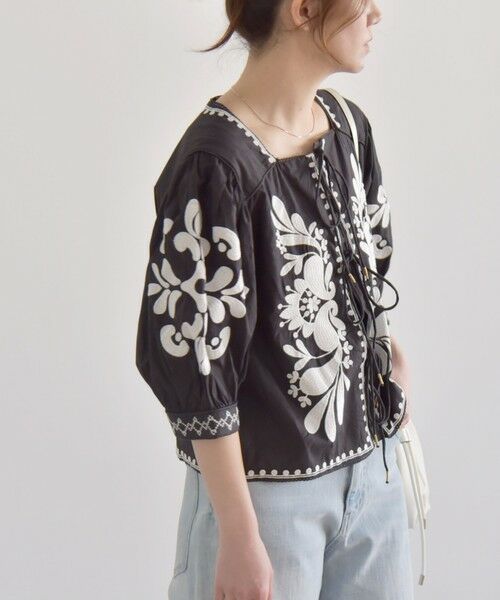 SHIPS / シップス シャツ・ブラウス | quaranciel:〈洗濯機可能〉エンブロイダリー スクエアネック ブラウス | 詳細19