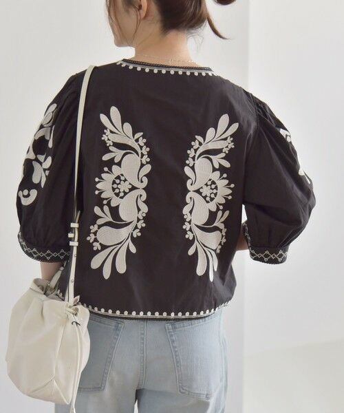 SHIPS / シップス シャツ・ブラウス | quaranciel:〈洗濯機可能〉エンブロイダリー スクエアネック ブラウス | 詳細21