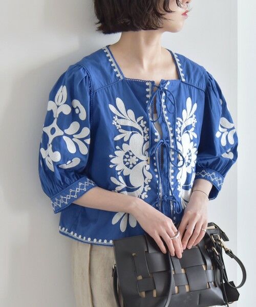 SHIPS for women/シップスウィメン 《予約》quaranciel:〈洗濯機可能〉エンブロイダリー スクエアネック ブラウス ブルー ONE SIZE SHIPS for women/シップスウィメン 《予約》quaranciel:〈洗濯機可能〉エンブロイダリー スクエアネック ブラウス ブルー ONE SIZE