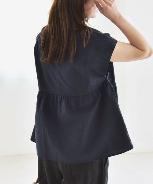 SHIPS / シップス シャツ・ブラウス | quaranciel:〈洗濯機可能〉ミニサッカー タックギャザー フレンチスリーブ ブラウス | 詳細22