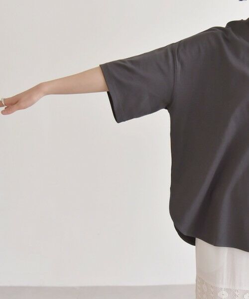 SHIPS / シップス Tシャツ | quaranciel:〈接触冷感/汗染み防止加工/洗濯機可能〉ラウンドヘム クルー ビッグ TEE | 詳細30