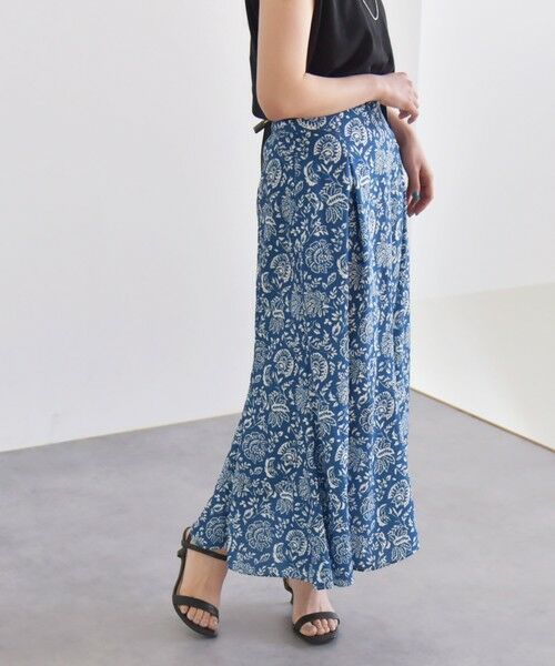 SHIPS / シップス ロング・マキシ丈スカート | quaranciel:〈洗濯機可能〉フラワー プリント マーメイド ロング スカート | 詳細14