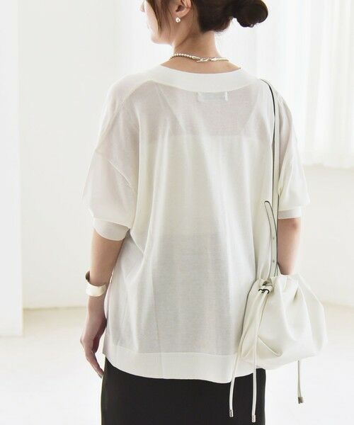 quaranciel:〈接触冷感〉 ワイド Vネック ハーフスリーブ シアー