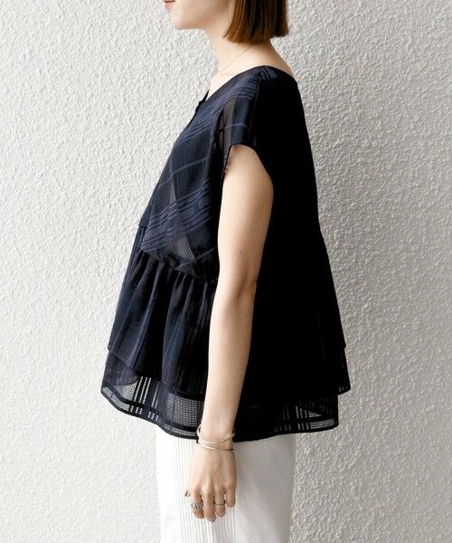 SHIPS / シップス シャツ・ブラウス | SHIPS any:〈洗濯機可能〉シアー チェック ティアード ペプラム 2WAY ブラウス | 詳細25