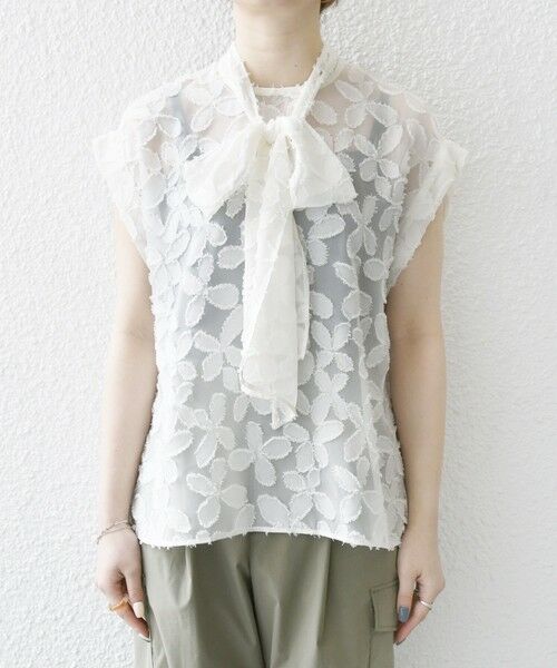 SHIPS / シップス シャツ・ブラウス | SHIPS any:〈手洗い可能〉シアー フラワー ジャカード ボウタイ フレンチ ブラウス | 詳細10