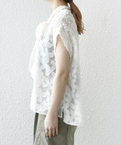 SHIPS / シップス シャツ・ブラウス | SHIPS any:〈手洗い可能〉シアー フラワー ジャカード ボウタイ フレンチ ブラウス | 詳細11