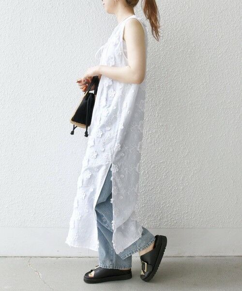 SHIPS / シップス ロング・マキシ丈ワンピース | SHIPS any:〈手洗い可能〉3D フラワー エンブロイダリー ロング ワンピース | 詳細3