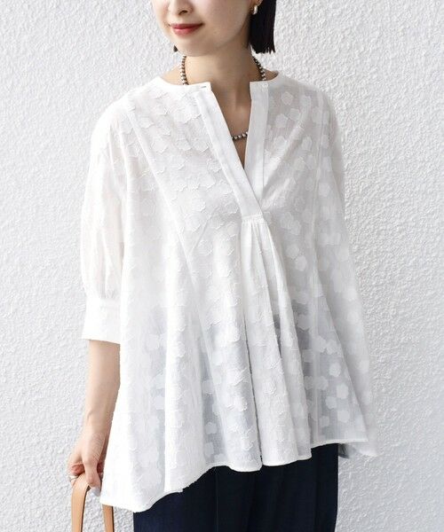 SHIPS / シップス シャツ・ブラウス | 【WEB限定】〈手洗い可能〉コットン ジャカード フレア ブラウス(ホワイト)