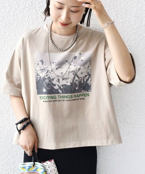 SHIPS別注】81BRANCA:フォト ワイド TEE （Tシャツ）｜SHIPS for