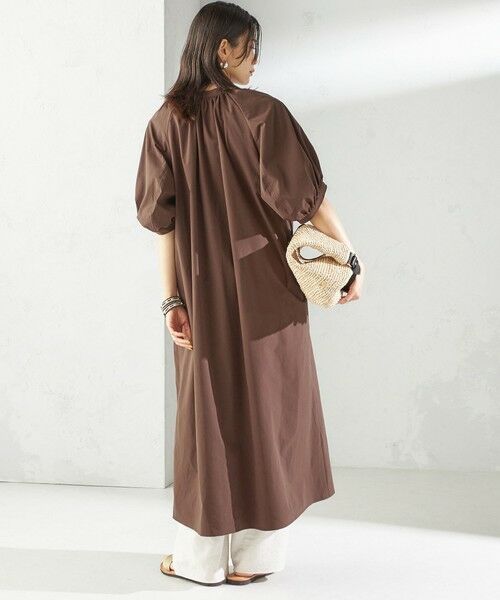 SHIPS / シップス ロング・マキシ丈ワンピース | 〈接触冷感 / 撥水加工〉TEX BRID(R)タフタ ギャザー ワンピース | 詳細3