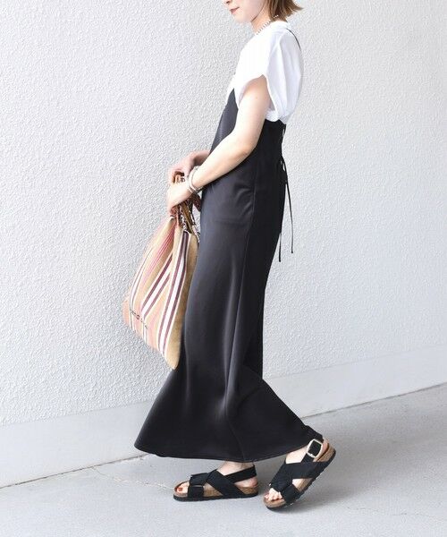 SHIPS / シップス ロング・マキシ丈ワンピース | 〈手洗い可能〉バック デザイン サテン キャミ ワンピース | 詳細3