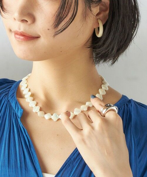 セール】 フラワー シェル ネックレス （ネックレス・ペンダント