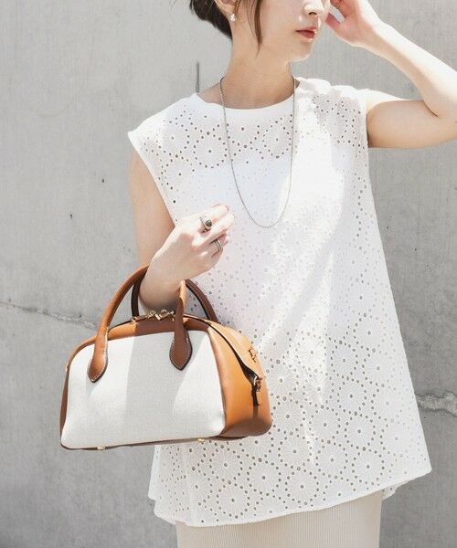 SHIPS / シップス シャツ・ブラウス | quaranciel:〈手洗い可能〉フラワー 刺繍 アイレット ノースリーブ フレア プルオーバー | 詳細1