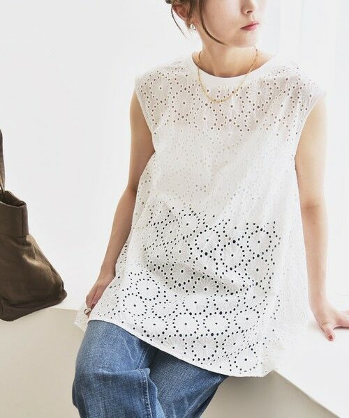 SHIPS / シップス シャツ・ブラウス | quaranciel:〈手洗い可能〉フラワー 刺繍 アイレット ノースリーブ フレア プルオーバー | 詳細11