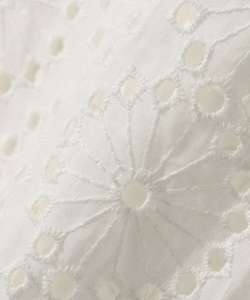 SHIPS / シップス シャツ・ブラウス | quaranciel:〈手洗い可能〉フラワー 刺繍 アイレット ノースリーブ フレア プルオーバー | 詳細16