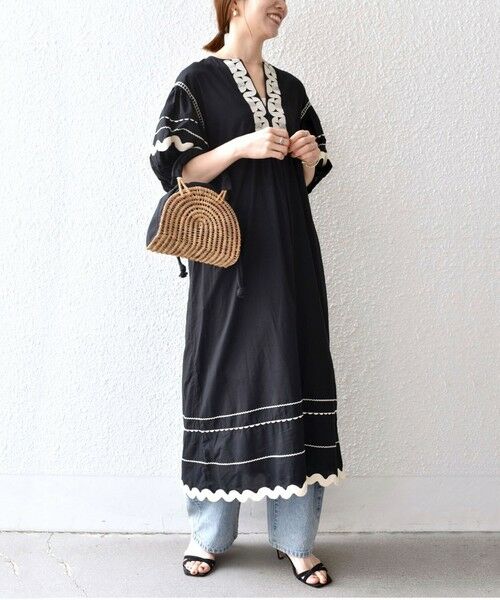 SHIPS / シップス ロング・マキシ丈ワンピース | bon_meur:〈洗濯機可能〉ジオメトリック エンブロイダリー パフ マキシ ワンピース | 詳細4