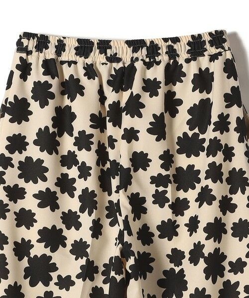 SHIPS / シップス その他パンツ | SHIPS Colors:〈手洗い可能〉モノトーン フラワー イージーパンツ◇ | 詳細6