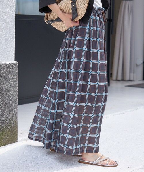 SHIPS / シップス ロング・マキシ丈スカート | 【SHIPS別注】UHURU:〈手洗い可能〉シアープリント ギャザー スカート | 詳細7