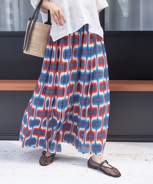 SHIPS / シップス ロング・マキシ丈スカート | 【SHIPS別注】UHURU:〈手洗い可能〉シアープリント ギャザー スカート | 詳細29