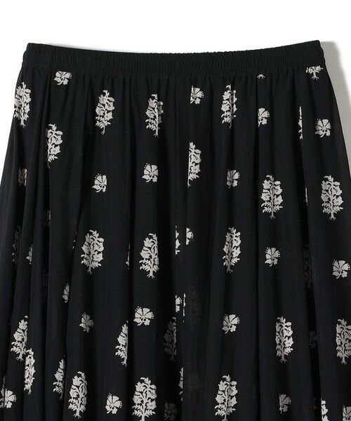 SHIPS / シップス ロング・マキシ丈スカート | 【SHIPS別注】Fanaka:〈手洗い可能〉モノトーン プリント フレア スカート | 詳細4