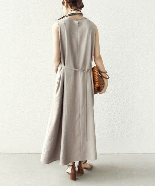 SHIPS / シップス ロング・マキシ丈ワンピース | 《一部追加予約》〈接触冷感 / 吸水速乾 / 防しわ〉ツイル ノースリーブ ベルト付き ワンピース | 詳細14
