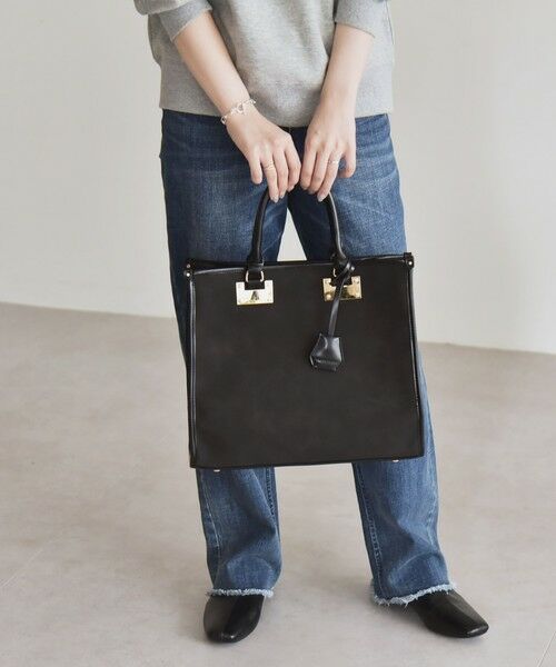 SHIPS / シップス トートバッグ | quaranciel: 2way パイピング ライン スクエア トート バッグ | 詳細12