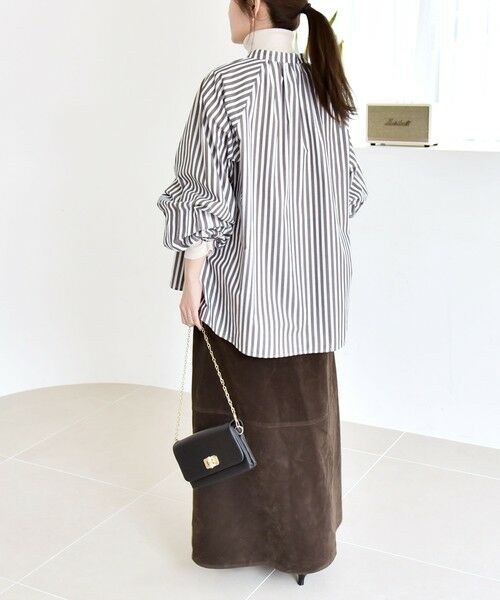 SHIPS / シップス シャツ・ブラウス | quaranciel:〈洗濯機可能〉REPREVE バンドカラー ギャザー パフ シャツ ブラウス | 詳細17