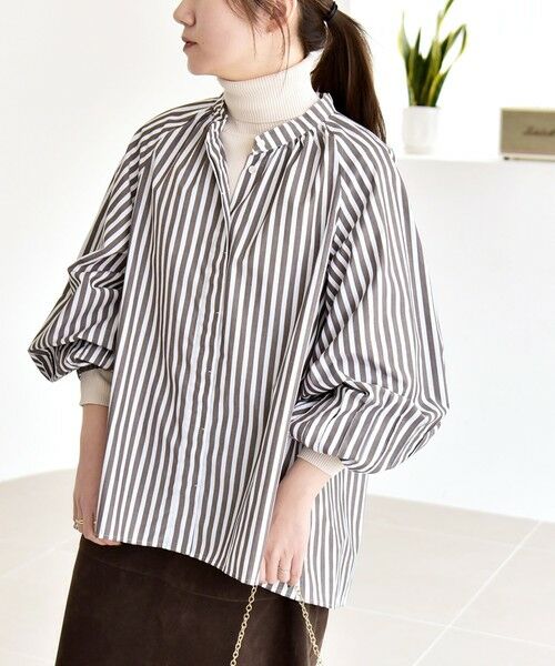 SHIPS / シップス シャツ・ブラウス | quaranciel:〈洗濯機可能〉REPREVE バンドカラー ギャザー パフ シャツ ブラウス | 詳細23