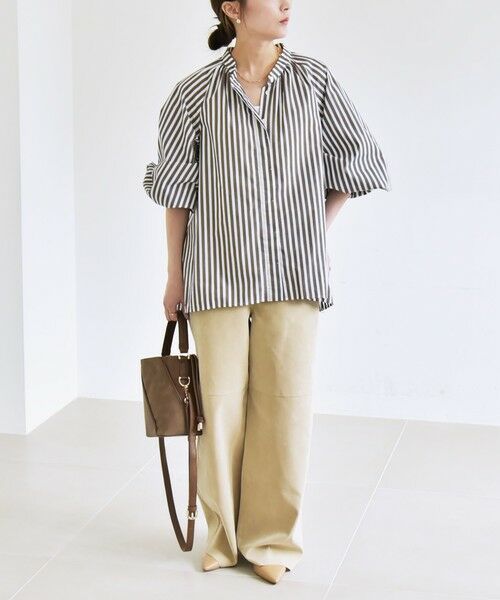 SHIPS / シップス シャツ・ブラウス | quaranciel:〈洗濯機可能〉REPREVE バンドカラー ギャザー パフ シャツ ブラウス | 詳細25