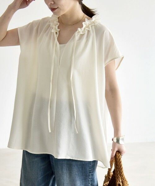 SHIPS / シップス シャツ・ブラウス | 《追加予約》quaranciel:〈洗濯機可能〉フリルカラー リボン フレンチスリーブ ブラウス | 詳細10