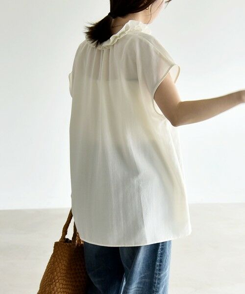 SHIPS / シップス シャツ・ブラウス | 《追加予約》quaranciel:〈洗濯機可能〉フリルカラー リボン フレンチスリーブ ブラウス | 詳細6