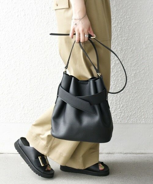 SHIPS / シップス ショルダーバッグ | 《一部追加予約》SHIPS any: ベルト デザイン 巾着 ショルダー バッグ | 詳細2