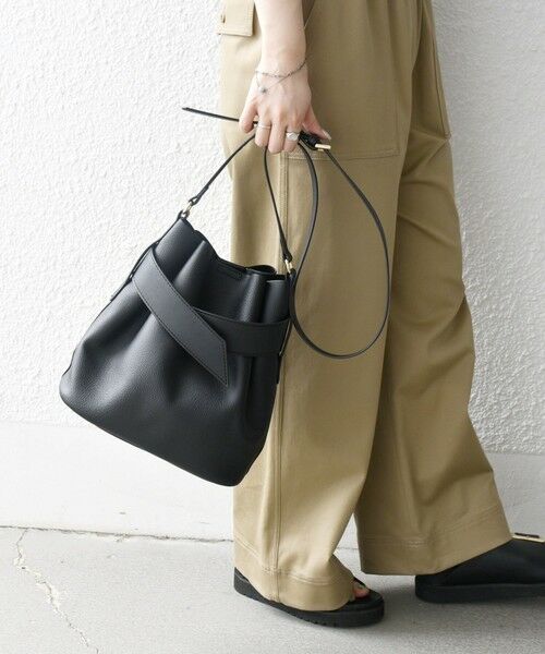 SHIPS / シップス ショルダーバッグ | 《一部追加予約》SHIPS any: ベルト デザイン 巾着 ショルダー バッグ | 詳細3