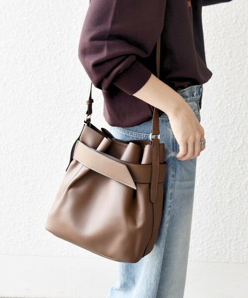 SHIPS / シップス ショルダーバッグ | 《一部追加予約》SHIPS any: ベルト デザイン 巾着 ショルダー バッグ | 詳細9