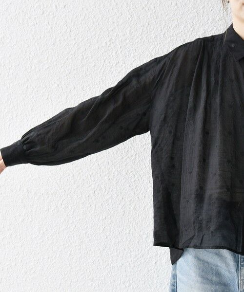 SHIPS / シップス シャツ・ブラウス | SHIPS any:〈手洗い可能〉シアー ドット レギュラーカラー ギャザー シャツ | 詳細25