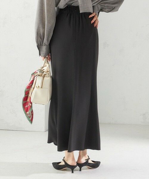 SHIPS / シップス ロング・マキシ丈スカート | 〈手洗い可能〉アセテート混 バックサテン マーメイド スカート | 詳細11