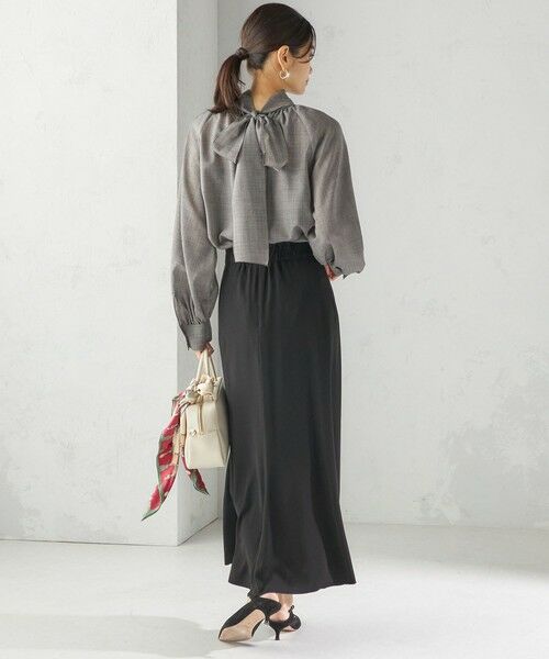 SHIPS / シップス ロング・マキシ丈スカート | 〈手洗い可能〉アセテート混 バックサテン マーメイド スカート | 詳細4