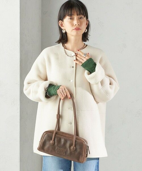 ヴィンテージ　スエード ボア襟 ブルゾン　ベージュ Java（ジャバ）の「《Javaジャバコラボ》ふっくらBigカラー。襟