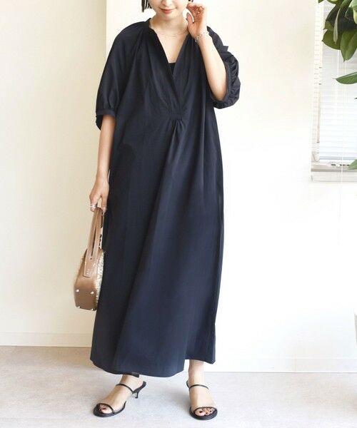 SHIPS / シップス ロング・マキシ丈ワンピース | 〈手洗い可能〉RENU ソフト タイプライター ギャザー ワンピース(ブラック)